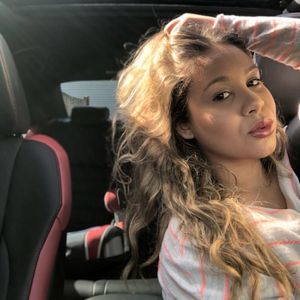 Meet your Posher, Vanessa